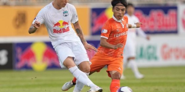 FB体育-越南公布集训31人名单 “越南梅西”阮公凤落选