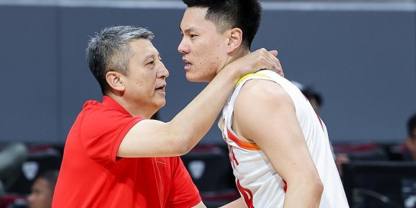 FB体育-中国男篮赢球却仿佛回到了老路！杨毅：不理解身高竟比中国台北低