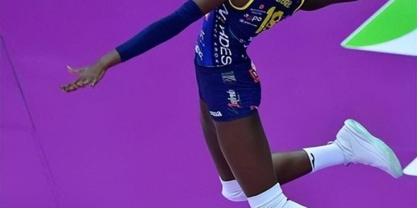 实战证明：过了巅峰期的朱婷，攻击力最多排世界第四，明显不如这三人