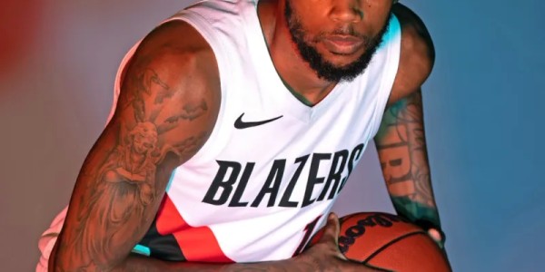 FB体育-23岁生日快乐！NBA官方晒照为布雷克-韦斯利庆生