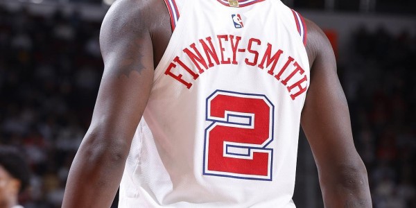 FB体育-2场6中1只得3分！火箭大闸回暖无望？5300万坑了斯通，交易难出手