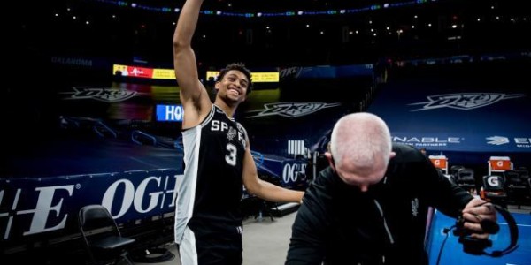 FB体育官网-四胜一负结束客场之旅 年轻马刺延续团队篮球