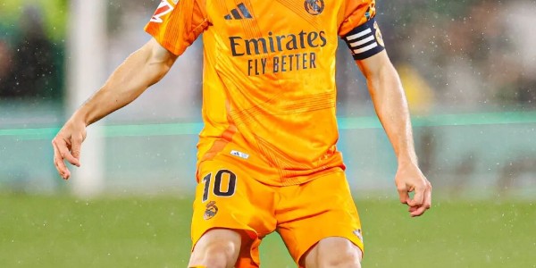 【西甲】卜拉欣破门伊斯科点射，皇马1比2客负贝蒂斯