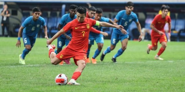 FB体育-【国奥特写】三个人的“重生”