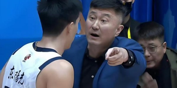 FB体育-国家队一战砍11分，比广东季后赛4战得分多8分，郭士强教杜锋用人|广东队|徐昕|热身赛|广东男篮|广州队_新浪新闻